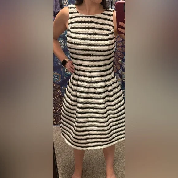 Women’s Mystic, Knee-Length, Black and White, Sleeveless, Cocktail Dress; Size L - Picture 3 of 5